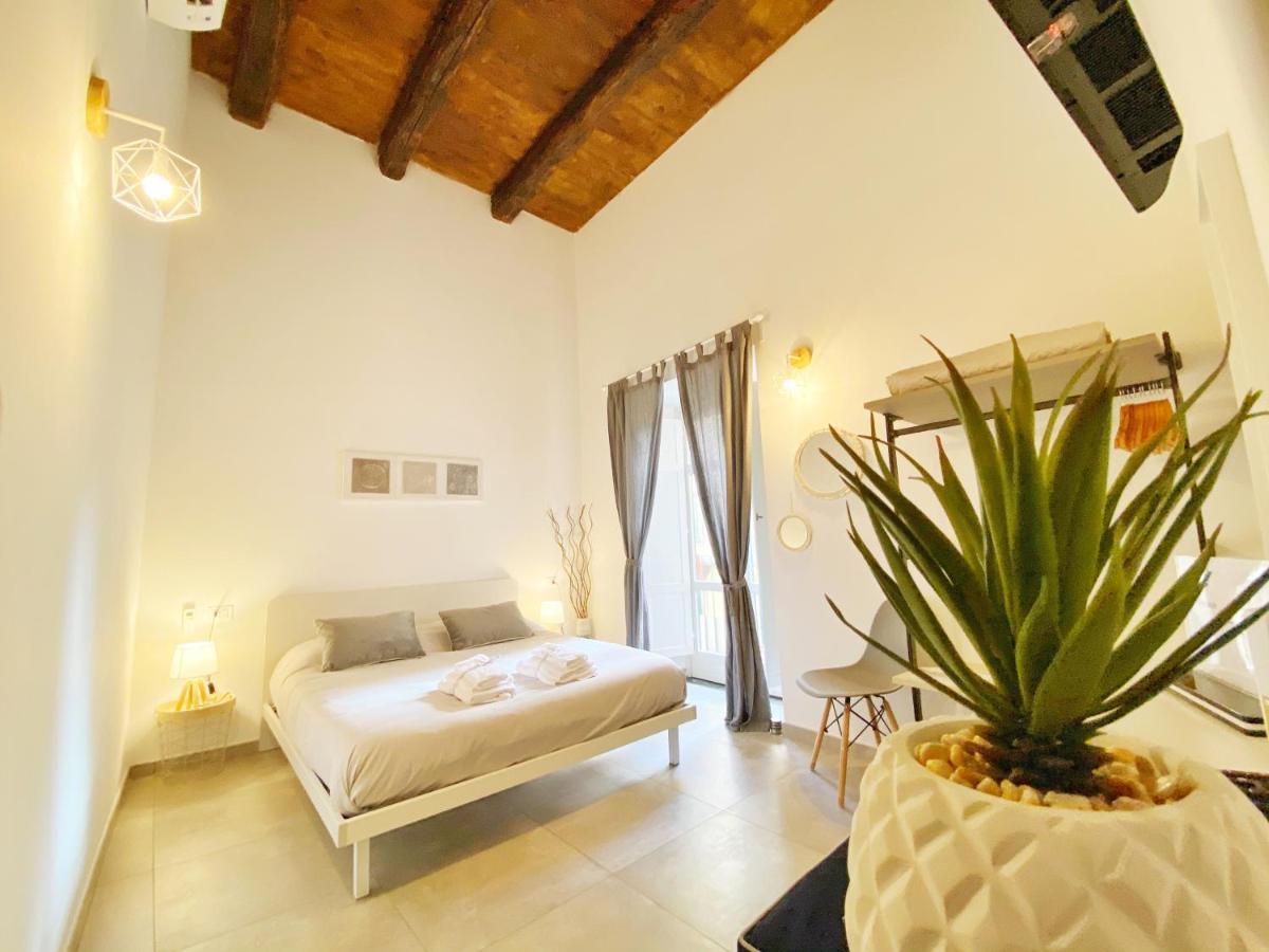B&B Salerno In Centro Kültér fotó