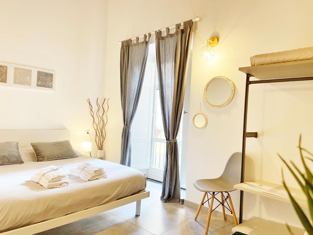 B&B Salerno In Centro Kültér fotó