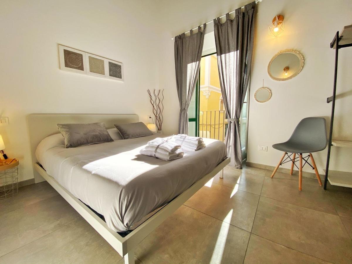 B&B Salerno In Centro Kültér fotó