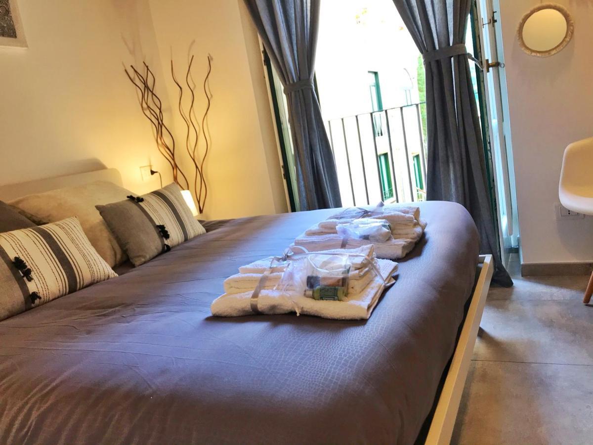 B&B Salerno In Centro Kültér fotó